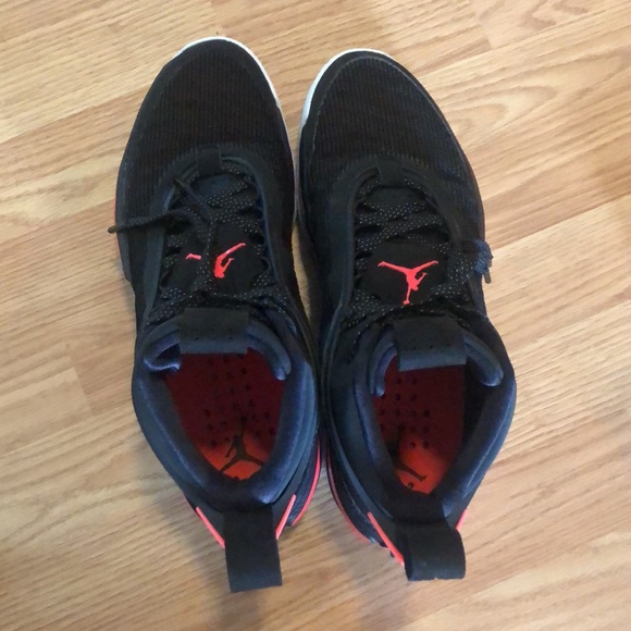 Jordan 36 Infrared 23 White Sole - Picture 4 of 5